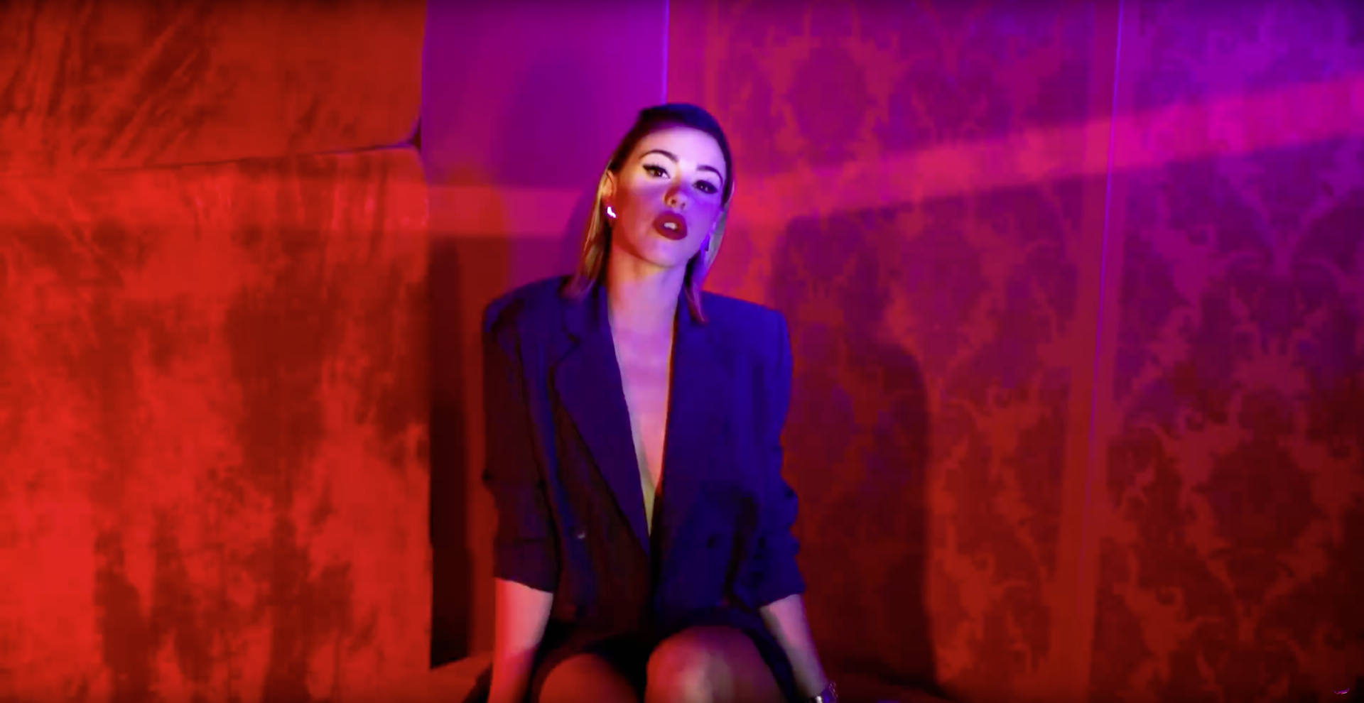 Ta Plus Belle Insomnie by Barbara Opsomer — Skript Cinema music video still